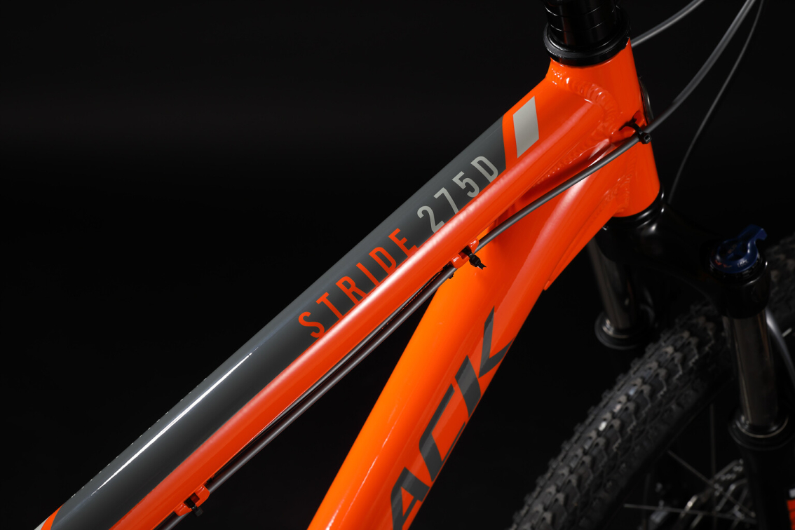 Купить Silverback Stride 27-D 27,5"  2018 Артикул 60097000406794, 60097000406861, 60097000406862, 60097000406792, 60097000406793, 60097000406864, 60097000406863, 60097000406791, 60097000406865