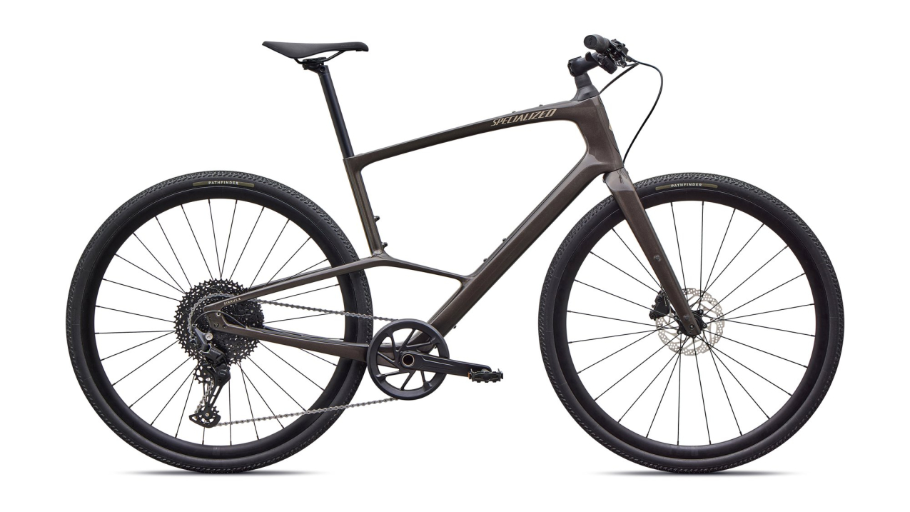 Городские велосипеды Specialized Sirrus X 5.0 2027 Gloss Warm Smoke / Sandstone Metallic Frost Reflective Артикул 92427-3104, 92427-3103, 92427-3105