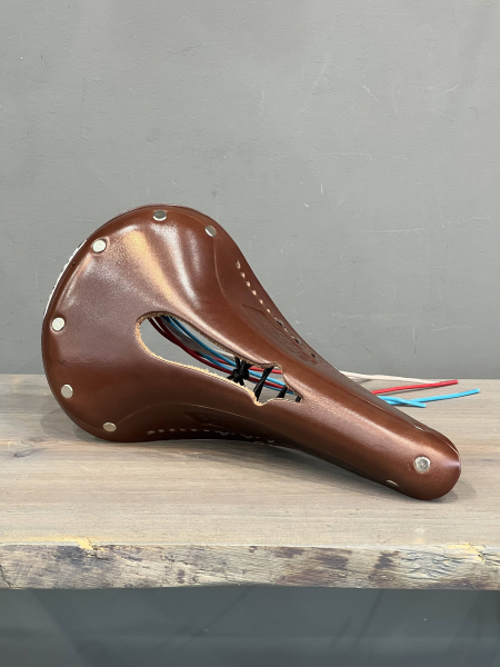 седло brooks b17 narrow carved brown