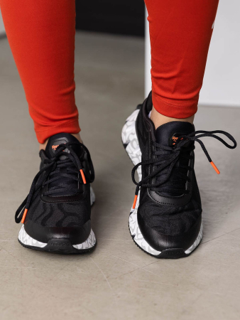 Кроссовки Кроссовки женские Reebok Zig Dynamica 3 core black/cold grey 7/white Артикул GW94557, GW945511, GW94558.5, GW94559.5, GW94556.5, GW94559, GW94557.5, GW945510.5, GW94558, GW94556, GW945510