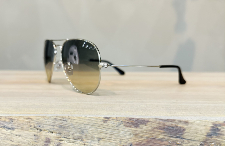 Очки Очки городские Ray-Ban Aviator оправа Polished Silver Metal линза Light Grey Gradient Артикул 