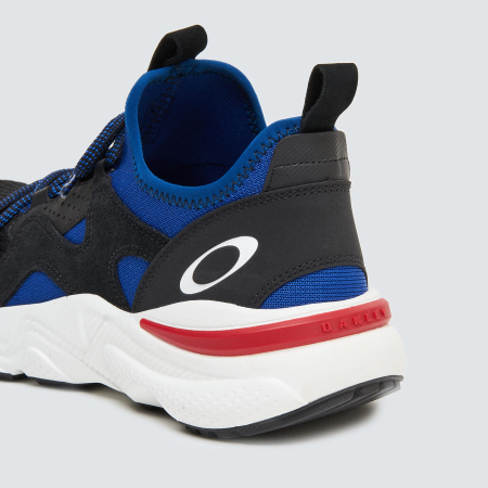Кроссовки Кроссовки Oakley Cosmos Imperial Blue Артикул FOF100341-69J-11.5, FOF100341-69J-11, FOF100341-69J-10.5, FOF100341-69J-9.5, FOF100341-69J-8.5, FOF100341-69J-10, FOF100341-69J-8, FOF100341-69J-7.5, FOF100341-69J-9