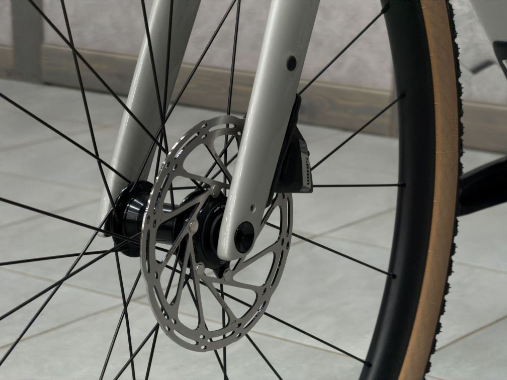 Гравийные велосипеды, комфорт плюс Specialized Diverge 4 Comp Carbon 2026 SRAM Apex AXS Dolomite Metallic/ Orange Zest Артикул 95426-5049, 95426-5054, 95426-5056, 95426-5061, 95426-5052, 95426-5058