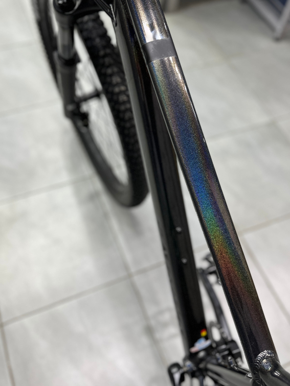 Купить Silverback SE:SERIES 10 29 2026 Gloss Rainbow Pearl/Matt Black Артикул 4816026331402, 4816026331396