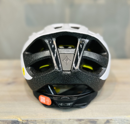 Шлемы Шлем Specialized Chamonix Mips Gloss White Артикул 60819-1423, 60819-1422