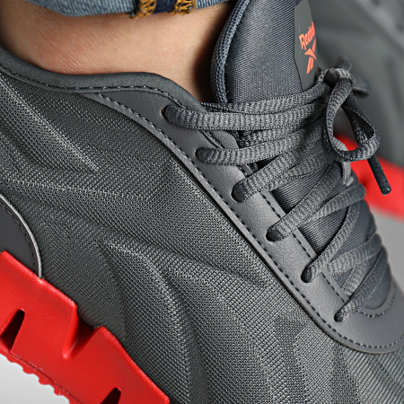 Кроссовки Кроссовки Reebok Zig Dynamica 3 pure grey 7/cold grey 3/vector red Артикул GY14748.5