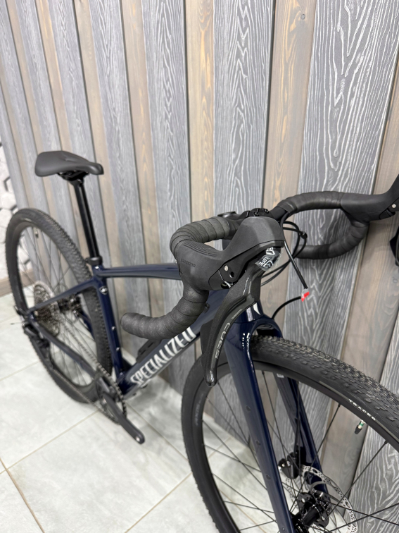 Гравийные велосипеды, комфорт плюс Specialized Diverge 4 Sport Alloy 2026 Gloss Dark Navy / Dolomite Metallic Артикул 95426-6349, 95426-6352, 95426-6354, 95426-6356, 95426-6358, 95426-6361