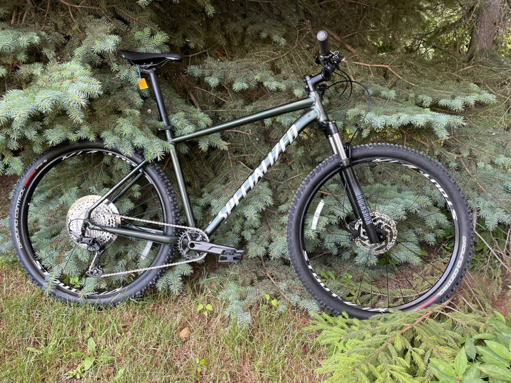 Купить Specialized Rockhopper Elite 29 Deore 1x11 Gloss Oak Green Metallic / Metallic White Silver Артикул 