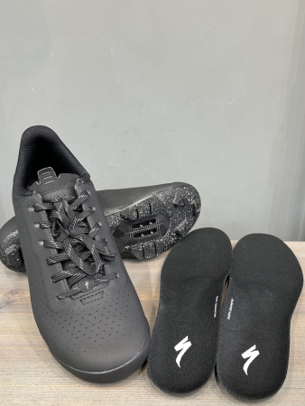 Велотуфли MTB Велотуфли MTB Specialized Recon ADV Black Артикул 61823-1040, 61823-1041, 61823-10425, 61823-10435, 61823-1043, 61823-1046, 61823-1039, 61823-1042, 61823-1047, 61823-1036, 61823-1037, 61823-1045, 61823-1049, 61823-10445, 61823-1048, 61823-10455, 61823-1038, 61823-1044