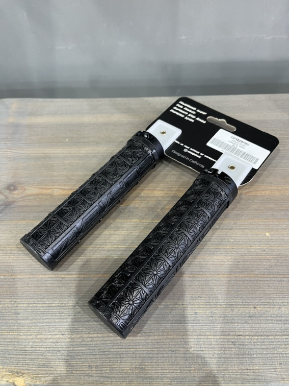 Грипсы, обмотка Грипсы Supacaz Grizips Артикул 25522-0130, 25522-0140, 25522-0110, 25522-0120, 25522-0100