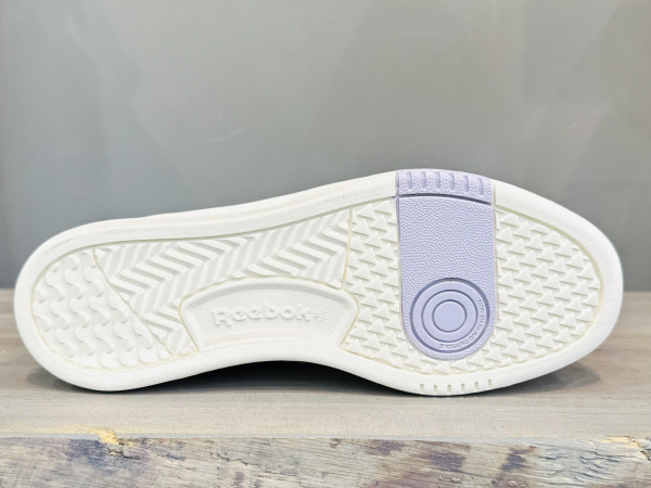 Кроссовки Кеды Reebok LT Court ftwr white/lucid lilac/cold grey 1 Артикул HP34059, HP340510.5, HP34059.5, HP34055.5, HP340510, HP340511, HP34056.5, HP34058.5