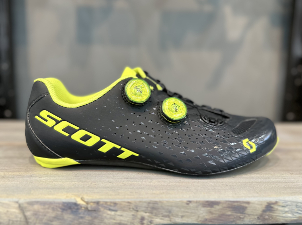 Велотуфли шоссе и триатлон Велотуфли Scott Road RC matt black/sulphur yellow Артикул 7613368481225, 7613368481201