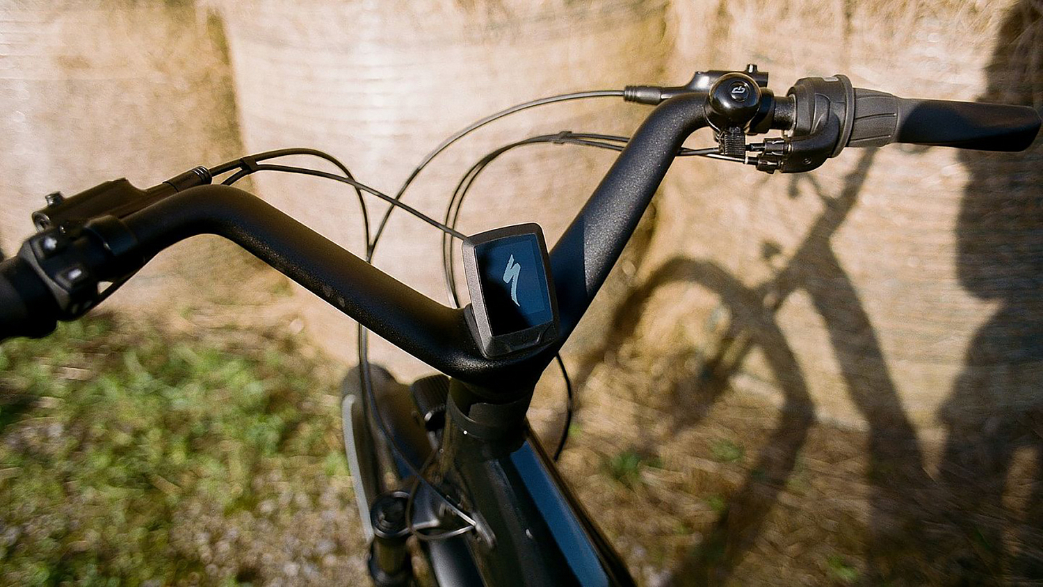 Specialized Turbo Como 3.0 IGH 2022 Limestone / Black Reflective