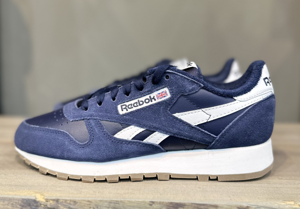 Кроссовки Кроссовки Reebok Classic Leather vector navy/vector navy/ftwr white Артикул GV96426, GV964211.5, GV96427, GV964211, GV96428, GV96426.5, GV964210