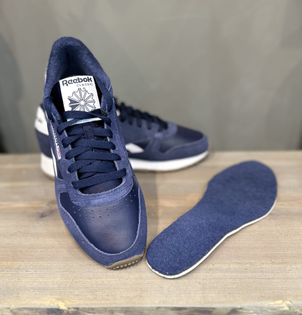 Кроссовки Кроссовки Reebok Classic Leather vector navy/vector navy/ftwr white Артикул GV96426, GV964211.5, GV96427, GV964211, GV96428, GV96426.5, GV964210