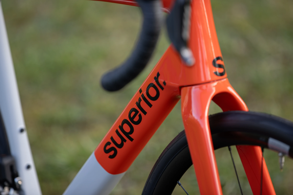 Гравийные велосипеды, комфорт плюс Superior XR 9.5 GF 2025 Gloss Grey/Red Артикул 801.2025.28012, 801.2025.28014, 801.2025.28013, 801.2025.28015