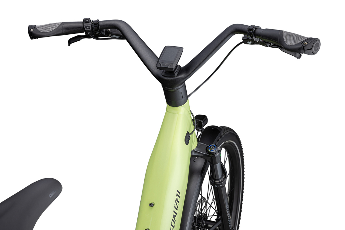 TURBO COMO - современный уровень комфорта Specialized Turbo Como 5.0 IGH 2023 Limestone / Black Reflective Артикул 90422-2504, 90422-2502, 90422-2503